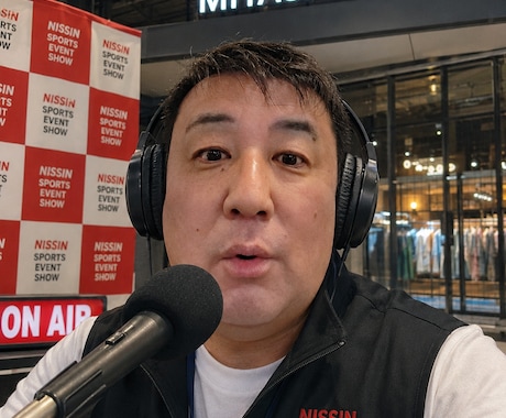 舞台やステージなどで会場を大いに盛り上げます 田園の風の中で太めのオジサンが優しい喋りで伝えます。 イメージ2