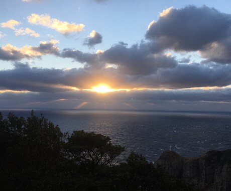どんな話でも聞きます。どんな境遇でも味方になります 1人じゃ不安な時に味方になります。 イメージ1