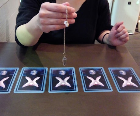 エンジェルオラクルで運勢を応援します あらゆる悩みに天使のメッセージを３枚のカードでお届けします。 イメージ2