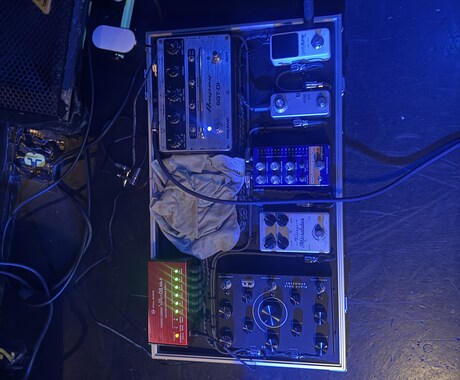 人と楽曲に寄り添ったベース演奏をします あなたの楽曲にただ低音を足すのではなく、意味のあるベースを。 イメージ2