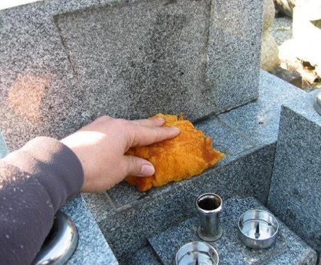 京都市内限定 ✦お墓のお掃除代行します なかなかお墓参りできない方の代わりいたします。 イメージ2