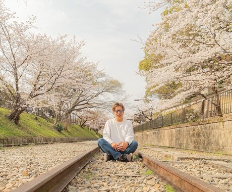 現役フォトグラファーがあなたの魅力を撮ります ​1件1件丁寧に寄り添う出張撮影！自然な笑顔を形にします。 イメージ1