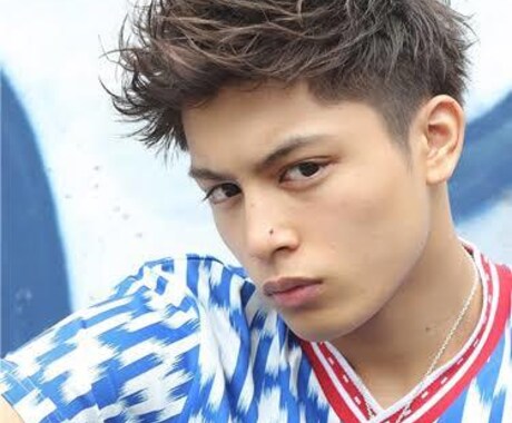 メンズヘアセットのコツを伝授します 現役のスタイリストから髪質や悩みに合わせたアドバイスします イメージ1