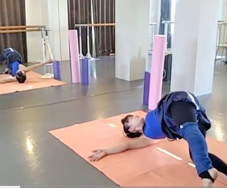 足の怪我中にできる柔軟＆体幹トレーニングを行います 足（脚）ケガ中でも可能な柔軟＆体幹トレーニング動画 イメージ1