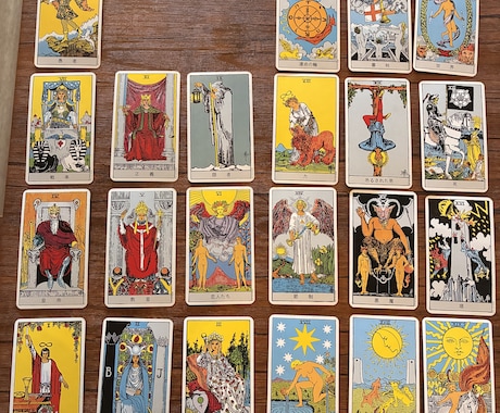 タロットで今のあなたへのメッセージを届けます タロットで丁寧に占います。心が落ち着かない時に来てください。 イメージ2