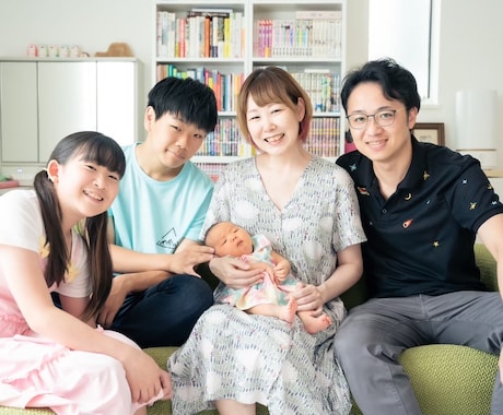 家族や友達との撮影に！都内で出張撮影致します ご友人やご家族の雰囲気に合わせた写真を提案、撮影します。 イメージ1