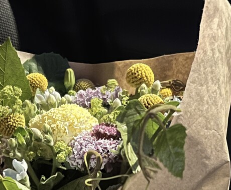 家用、プレゼント用の花束たばねます 花初心者の方向けに花を束ねます！ イメージ1
