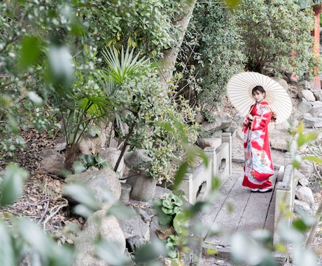 京都 大阪 奈良 神戸｜成人式前撮り後撮りします 出張撮影で振袖姿を写真撮影いたします。家族写真の撮影可能。 イメージ1
