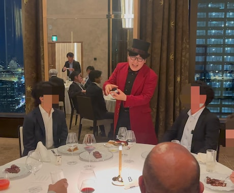 テーブルマジックで笑顔と驚きをお届けします 目の前で体験！会話と笑顔が生まれるマジック！ イメージ1