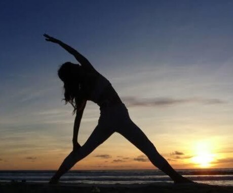 初心者でも安心してできるヨガを提供します 初心者大歓迎！Happyな時間を共有できるヨガレッスン イメージ1