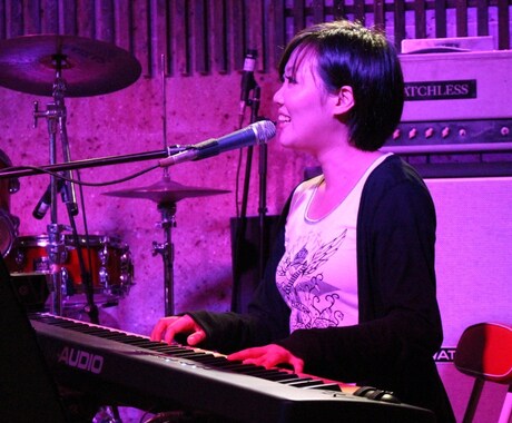 あなたの歌詞にメロディやコード付け、編曲を致します メロディは浮かぶのにコードが付けられない方にオススメ！ イメージ1