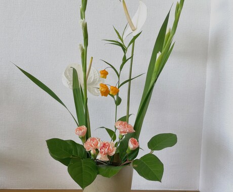 お花の生け方を教えます ご自宅を華やかに美しい癒しの空間にしましょう♪ イメージ1