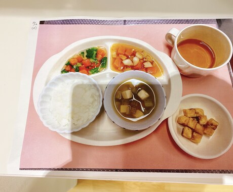 月齢に合わせた離乳食・幼児食メニューを考えます 好き嫌いをなくし食べることが楽しくなるメニューをつくります！ イメージ1