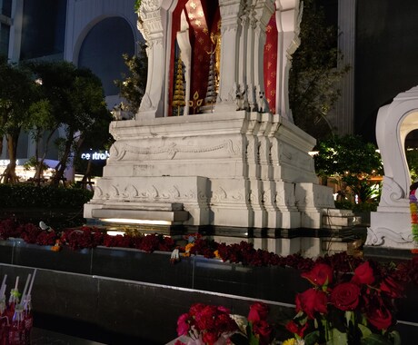 タイ最強の恋愛パワースポットへ参拝祈願いたします 毎週木曜日夜が女神降臨タイム！女神があなたに運を授けます！！ イメージ2