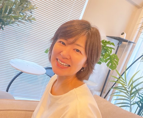 霊視　あなた様の創造する未来へのお手伝いをします 今のあなた様に必要な宇宙からのメッセージをお伝えいたします。 イメージ1