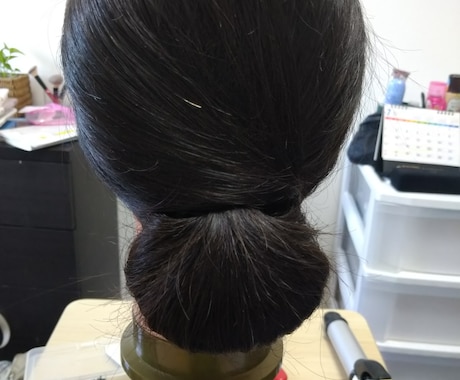 ヘアセットやメイクが苦手な方に基礎から教えます コンプレックスを自信に変えたヘアメイクアーティスト イメージ1