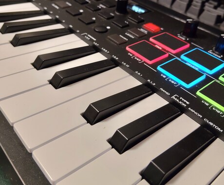 オリジナルのインストBGM・テーマ曲を制作します 現役作編曲家が制作。コードや和声が凝った曲を得意とします。 イメージ2