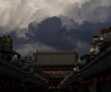 基本的な写真加工ができます 写真加工を行います。肌や顔の加工以外なら基本的にできます。 イメージ2