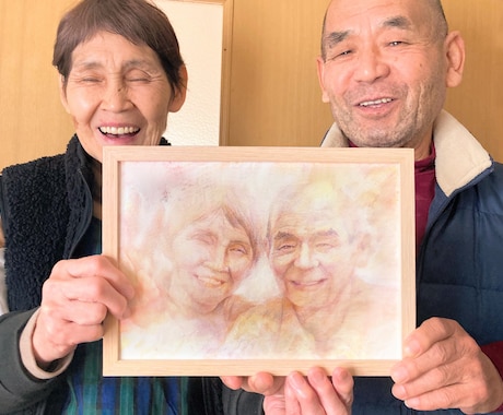 原画納品！手描き似顔絵で特別な贈り物を作成します キャンバスボードに絵の具と色鉛筆にてお描きいたします！ イメージ1