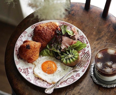 アットホームな雰囲気でテーブルフォトを撮影します 料理・ドリンク・スイーツ・食器をダイニングをにて撮影します イメージ2