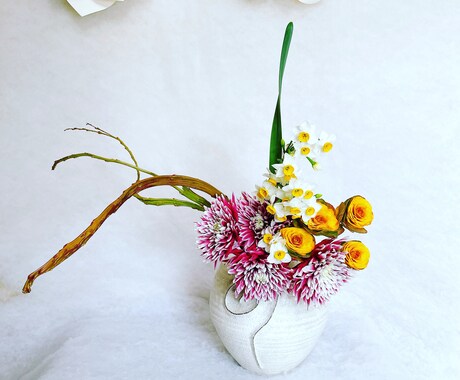 上質なオーダーメイドの生花の装飾します 花の造形師が丹精込めて作る上質なフラワーデザイン イメージ2