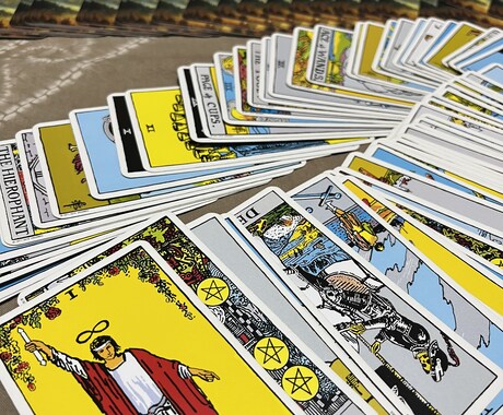タロット鑑定でお悩み相談受付けます 自分自身と向き合うためのお手伝いを イメージ2
