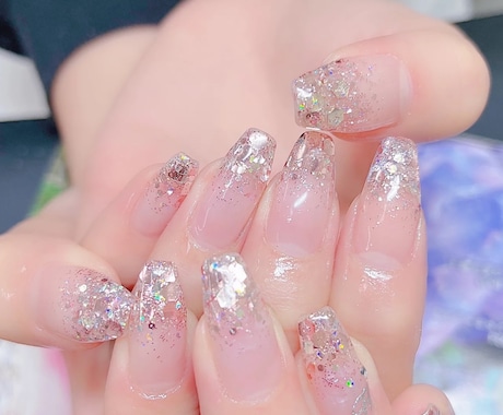 各 女性向けの素敵なネイル選ばさせて頂きます お客様に合う素敵なネイルをお考え致します♪ イメージ2