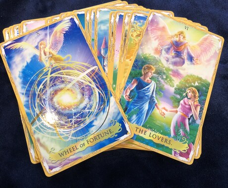 タロット占いですアドバイス分かり易くお伝え致します 魔女のタロット占い。恋愛、人間関係のお悩みなどを占います。 イメージ1