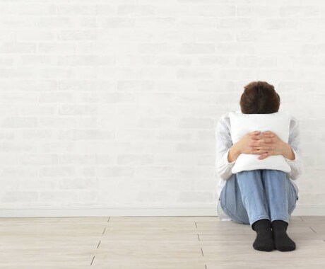 恋愛のお悩みを占いとカウンセリングで癒します 主にカードとオーラ視であなたと気になる人を電話相談 イメージ2