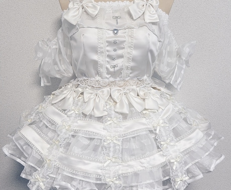 大人可愛い個性派アイドル生誕衣装制作いたします あなただけの個性溢れる生誕衣装をお作りします。 イメージ2