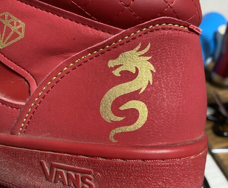 人と被りたくない人向けにスニーカーペイントします スニーカーにペイントを施しオリジナルスニーカーを製作します！ イメージ2