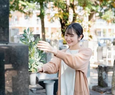 お墓参り代行致します 遠方でいけないなどのご事情にお答え致します。 イメージ1