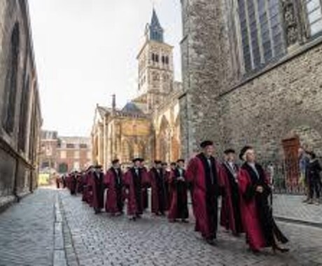 ヨーロッパ・オーストラリア留学出願リストを作ります 現役のヨーロッパ大学院留学生が「リアル」をお伝えします イメージ1