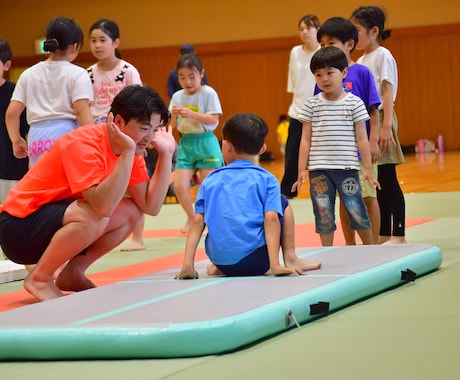 自宅でできる子ども向けのマット運動を教えます 楽しく体操しながらできた！という喜びを1番に教えます！ イメージ2