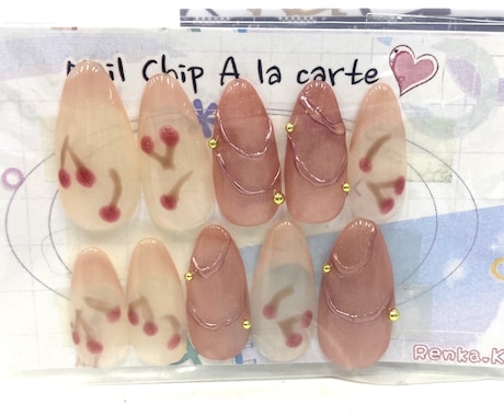 12⌒現品ネイルチップを格安で販売します さくらんぼを手描きでモチーフにしてみました。 イメージ1