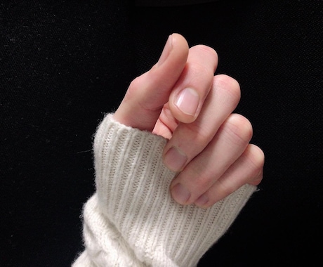 男性のハンドモデル,手タレをやります 男性の綺麗な手のモデルが必要な方へ（平日も稼働可） イメージ2