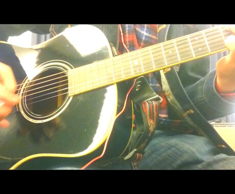 初心者歓迎♪ 好きな曲を弾いて歌えちゃいます ☆固い練習はなし！ 一番歌いたい曲から、弾き語りしませんか？ イメージ1