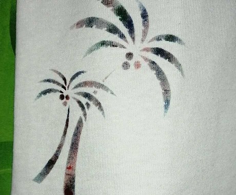 ハンドメイド、ステンシルTシャツデザインをくります オリジナルのカラーリングでお作りしますこの夏にいかがですか？ イメージ2