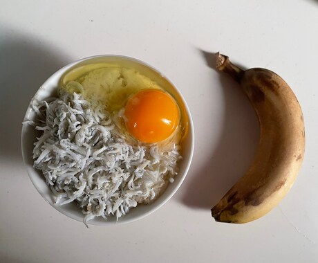 印刷物に関わるデザインをやっております 中学からデザイン歴13年。専攻が別ですが、一応美大卒です。 イメージ1