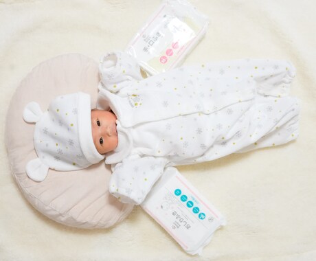 赤ちゃんモデルありの商品撮影代行します ボケ感強め◇エモ可愛い◇雰囲気写真が得意です イメージ1