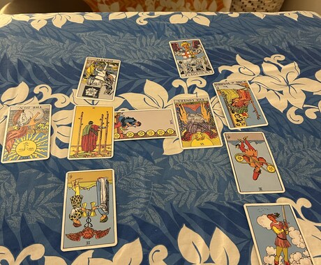 タロット占いでお悩みに対してアドバイスします 心のもやもや、不安に寄り添います。なんでもお話してください☆ イメージ1