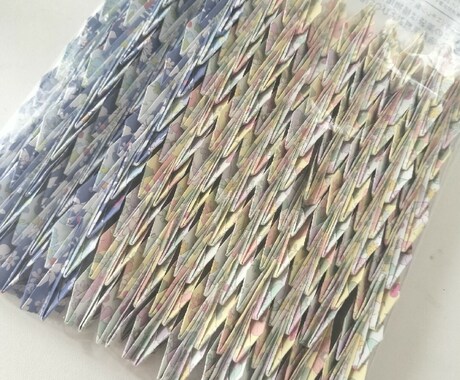 折り鶴折ります ご希望の個数を作成いたします。 イメージ1