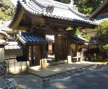 四柱推命を占います 四柱推命です。命式表からできるだけ丁寧に読み解きます。 イメージ1