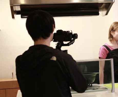 結婚式のオープニングムービー動画撮影します カジュアルな雰囲気やシネマティックまでご相談下さい！ イメージ1
