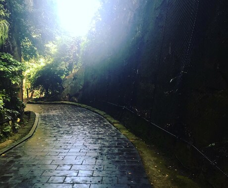 人には言えない悩みや愚痴など聞きます 口に出した時点で問題は半分解決。私に話して癒されて下さい。 イメージ1