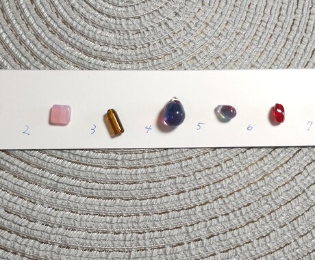 お好きなガラスビーズでネックレス作ります 主張しすぎない。でも、褒められアクセサリーがほしい方♪ イメージ2