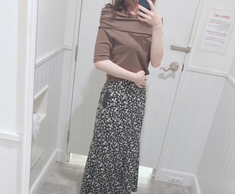 服の選び方や合わせ方、一緒に考えます おしゃべりしながら、ぴったりの1着を見つけましょう☺︎ イメージ2