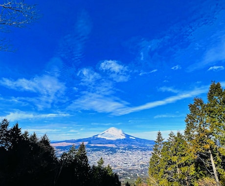 富士山好きな人に勧めます 山頂に行かないと見れない絶景の富士山 イメージ1