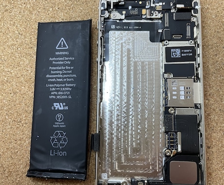 iphone5〜8+画面修理、電池交換致します 画面割れ、電池切れで使えなくなったiphone修理致します イメージ2