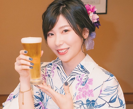 フリー素材、自撮り【あなたの専属モデル】します こんなポーズをした女性、商品PR、、web経験多数ありです！ イメージ2